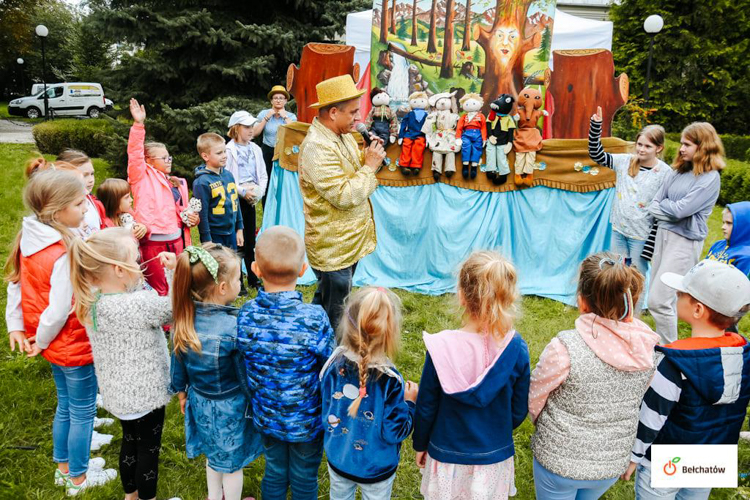 Mieszkańcy na pikniku w parku Olszewskich. Co przygotowano na pożegnanie wakacji? [FOTO] - Zdjęcie główne