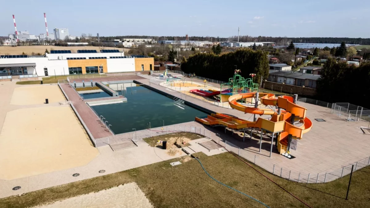 Największy basen w Polsce powstał w województwie łódzkim. Od nas to tylko godzina drogi