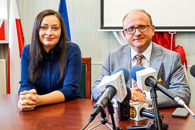 Wielki plan posłanki i wójta przepadł. Małgorzata Janowska i Konrad Koc zapowiadają dalsze działania - Zdjęcie główne