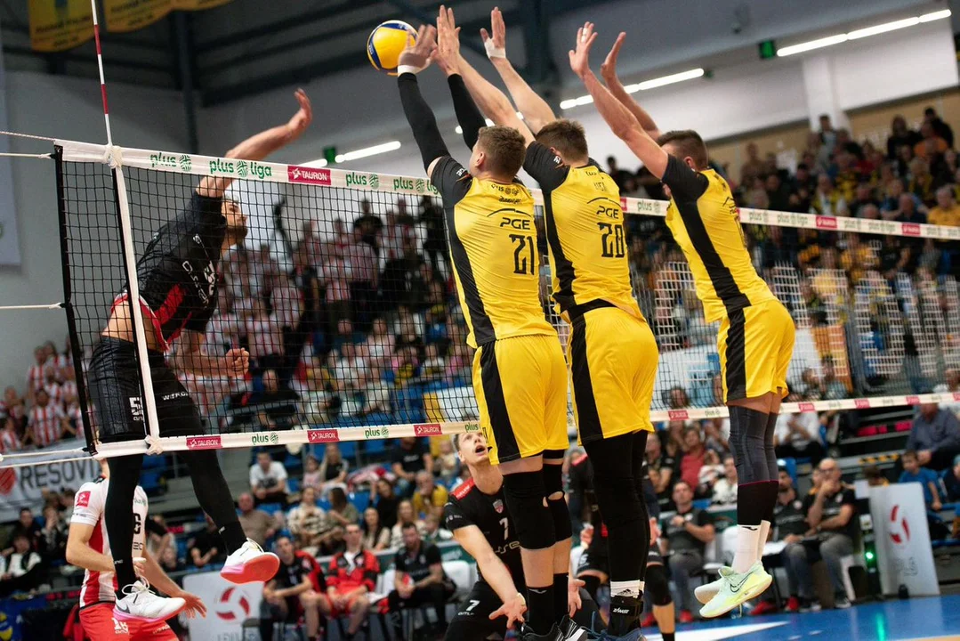 PlusLiga 2022/23: PGE Skra bezradna w ligowym klasyku - Zdjęcie główne