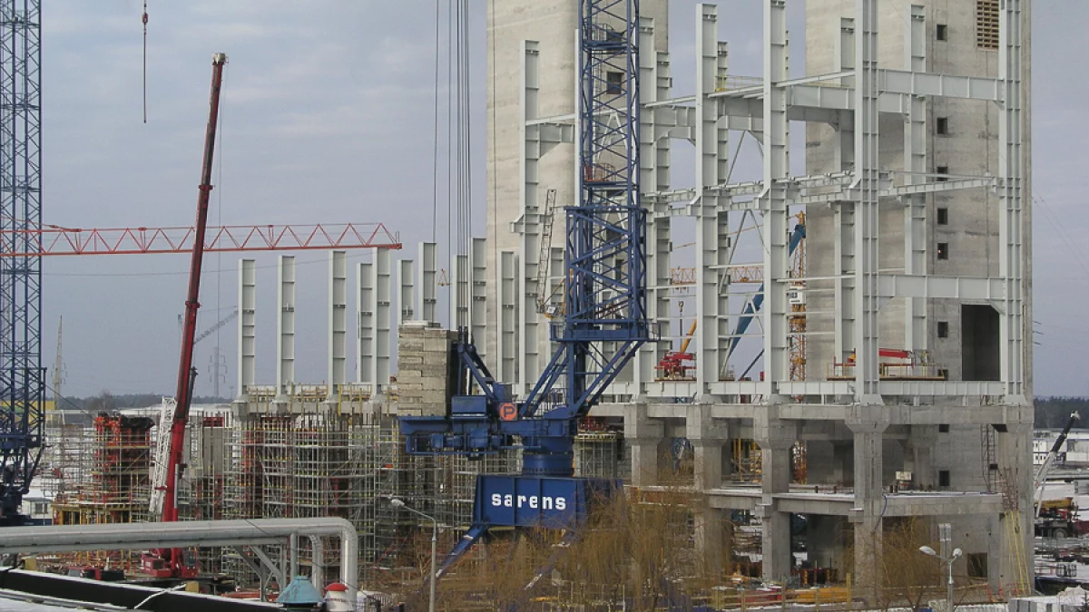 Gigantyczna inwestycja i ogromny plac budowy. Dziś mówi się o zamknięciu [FOTO]