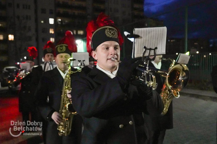 Górnicza pobudka w Bełchatowie. Orkiestra budziła mieszkańców i... prezesów [FOTO, VIDEO] - Zdjęcie główne