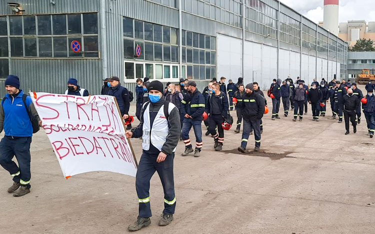 Wytoczono „potężne działa” przeciw strajkującym w Betransie. PGE GiEK podaje ogromne kwoty możliwych strat [FOTO] - Zdjęcie główne