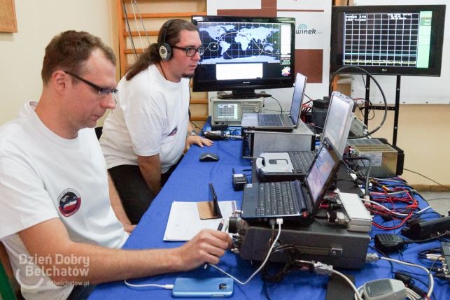 Zelów i Buczek na łączach ze stacją kosmiczną. Obejrzyj nagranie rozmowy uczniów z astronautami [FOTO][VIDEO] - Zdjęcie główne