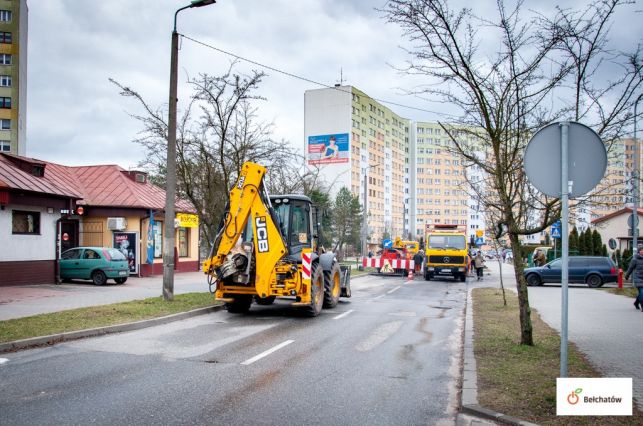 Dobra wiadomość dla kierowców. Ruch na os. Okrzei będzie wkrótce przywrócony - Zdjęcie główne