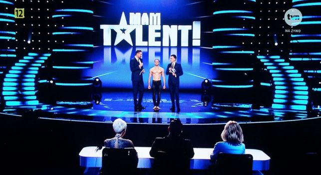 Bełchatowianin, Artur Cichuta walczy dziś o zwycięstwo w finale Mam Talent - Zdjęcie główne