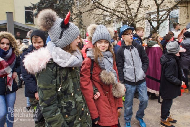 Barwny korowód przemaszerował ulicami Bełchatowa [FOTO][FILM] - Zdjęcie główne