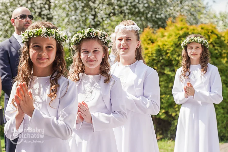 Dzieci z SP nr 3 przystąpiły do Pierwszej Komunii Świętej. Zobacz, jak wyglądały uroczystości [FOTO] - Zdjęcie główne