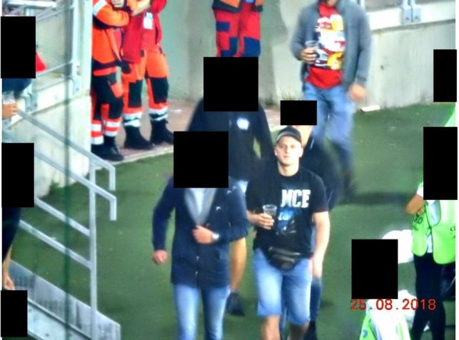 Policja publikuje fotografie poszukiwanych pseudo-kibiców. Znasz ich? [ZDJĘCIA] - Zdjęcie główne