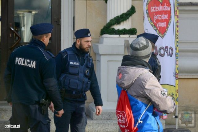 WOŚP w świetle policyjnych statystyk. Czy w Bełchatowie było spokojnie? Porządku pilnowało 52 stróżów prawa - Zdjęcie główne