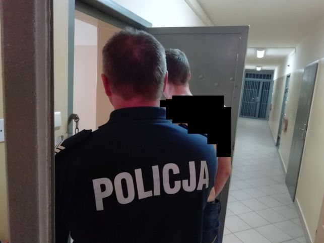 Pijany 23-latek rozrabiał w bełchatowskim barze. Właściciel wezwał policję - Zdjęcie główne