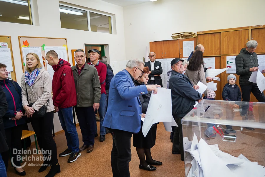 Znamy wyniki wyborów! PiS z najlepszym wynikiem, ale to opozycja ma większość w Sejmie - Zdjęcie główne