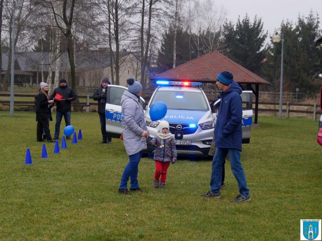 Weszli do lodowatej wody, aby pomóc choremu Patrykowi z Bełchatowa [FOTO] - Zdjęcie główne