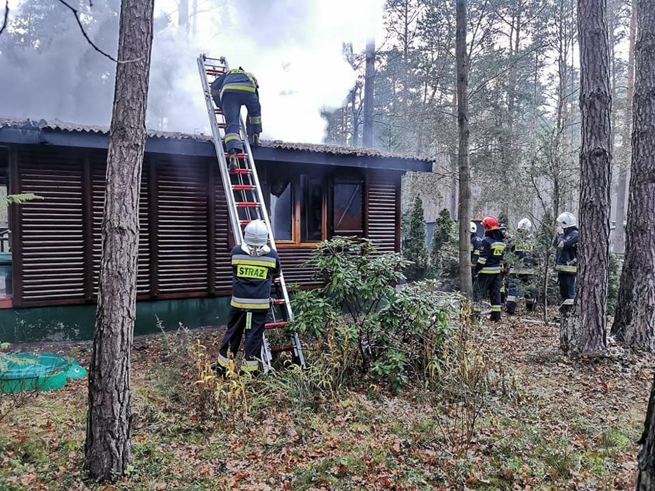 pożar domku letniskowego w gminie Zelów