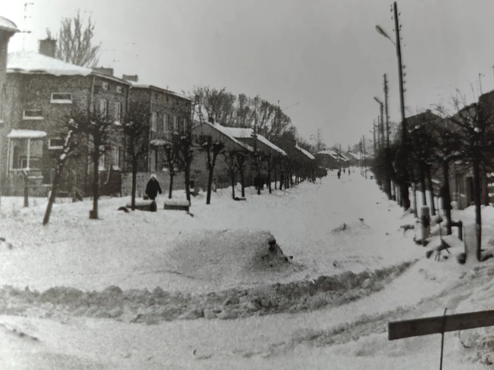 Ulica 9 Maja pół wieku temu. Historie zwykłego Bełchatowa - Zdjęcie główne