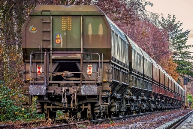 Wagon pociągu wykoleił się w Rogowcu. Zbierze się specjalna komisja - Zdjęcie główne