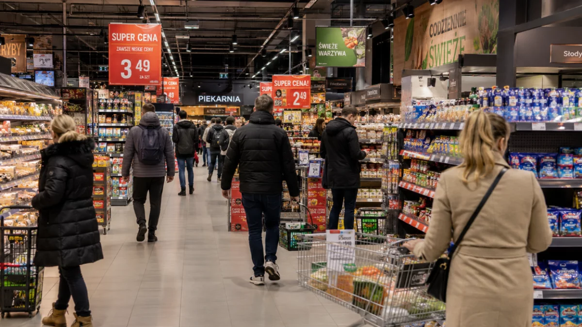 Od czerwca 2026 ma zniknąć z polskich sklepów. Unia bierze się za miód