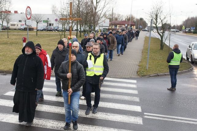 Będą modlić się o powstrzymanie koronawirusa. Męski Różaniec w Bełchatowie po raz ósmy - Zdjęcie główne