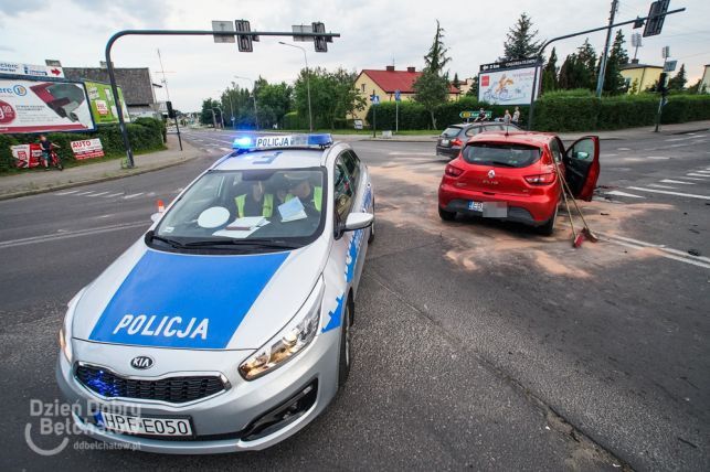 Wiemy co się stało na Czyżewskiego. Policja zdradza szczegóły kolizji osobówki z Żandarmerią Wojskową - Zdjęcie główne