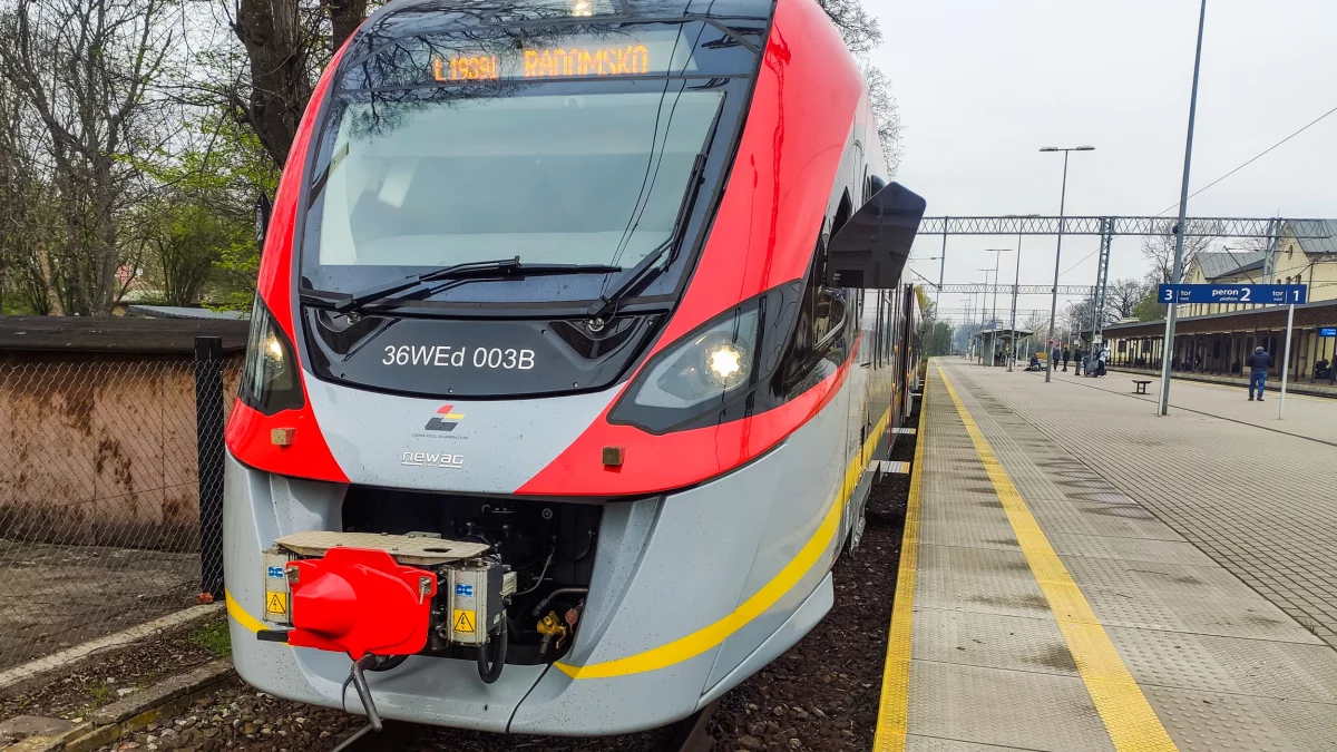 Przełom w sprawie kolei w naszym powiecie. Pociągi pasażerskie wracają na tory, ale... - Zdjęcie główne