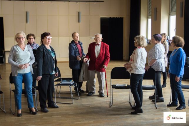 Najstarszy polski student obchodzi dziś  swoje 96. urodziny.  Jubilat - Apoloniusz Anszperger świętował wspólnie z bełchatowianami! [FOTO] - Zdjęcie główne