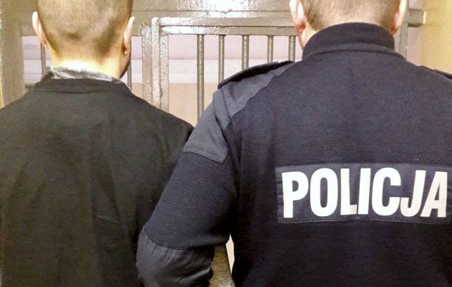 Rzucał śnieżkami z balkonu, wezwano policję. Teraz mieszkańcowi os. Okrzei grozi nawet więzienie - Zdjęcie główne