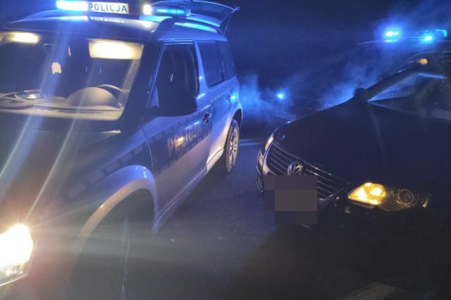 Policyjny pościg za poszukiwanym. Padły strzały w kierunku uciekiniera - Zdjęcie główne