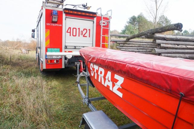 Poszukiwania na Widawce. W pustostanie w Żarze mieszkańcy dokonali makabrycznego odkrycia [FOTO] - Zdjęcie główne