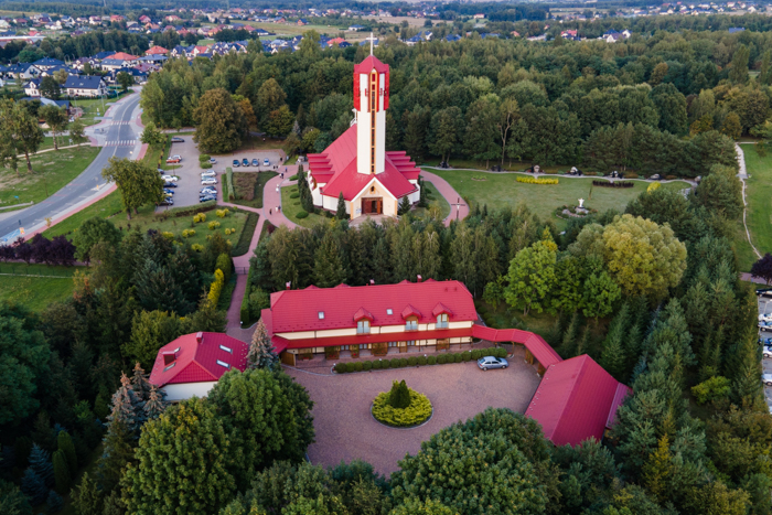 Parafia pw. Miłosierdzia Bożego na osiedlu Binków