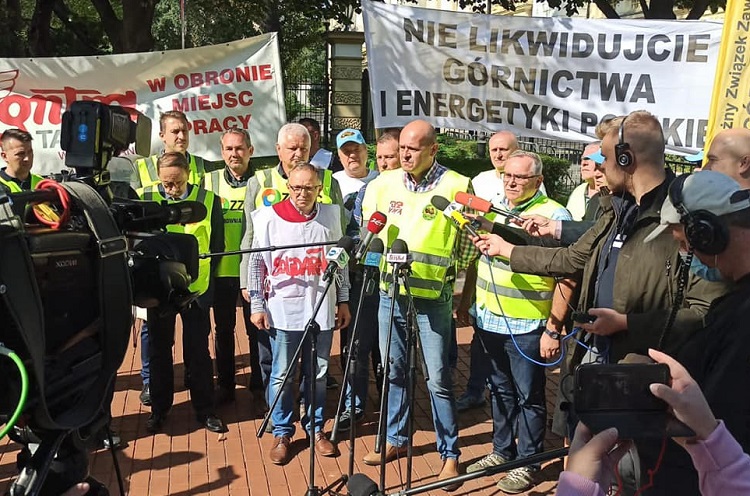 Czeka nas drastyczny wzrost cen prądu i ciepła. Związkowcy w kancelarii premiera - Zdjęcie główne