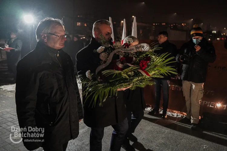 Bełchatowianie uczcili pamięć ofiar stanu wojennego [FOTO] - Zdjęcie główne