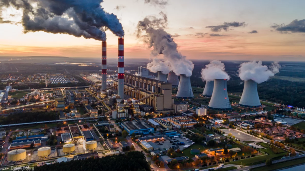 Największa elektrownia w Polsce niemal cała stanęła. Wszystko zaczęło się od ludzkiego błędu...