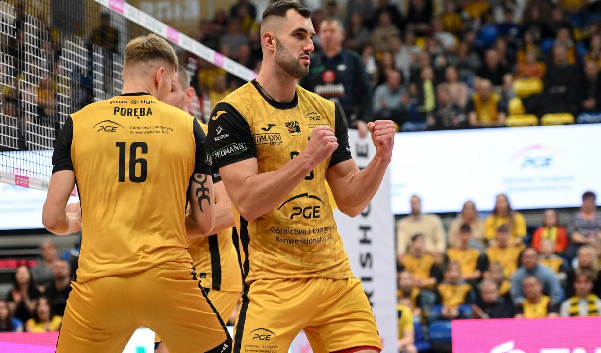 PlusLiga: PGE GiEK Skra Bełchatów po raz drugi ograła GKS Katowice! - Zdjęcie główne