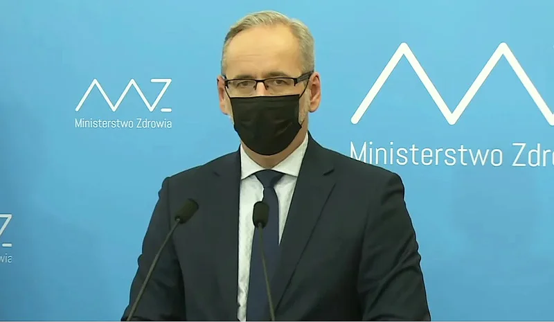 Wchodzą nowe obostrzenia! Minister mówi m.in. o kinach, kościołach i siłowniach - Zdjęcie główne