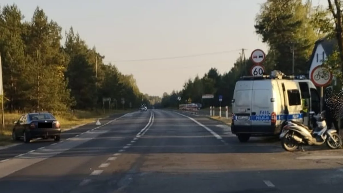 Motocyklista zderzył się z osobówką pod Bełchatowem. Wyjaśnienie kierowcy jest zaskakujące - Zdjęcie główne