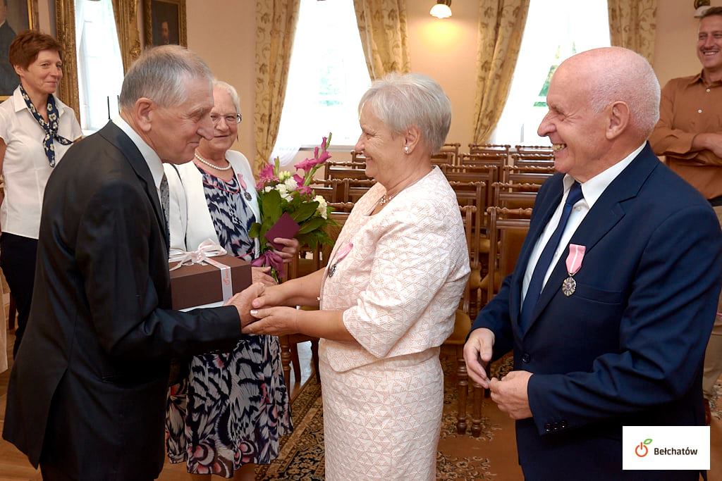 Bełchatowskie pary świętowały Złote Gody. Opowiedzieli o historii swojej miłości [FOTO] - Zdjęcie główne