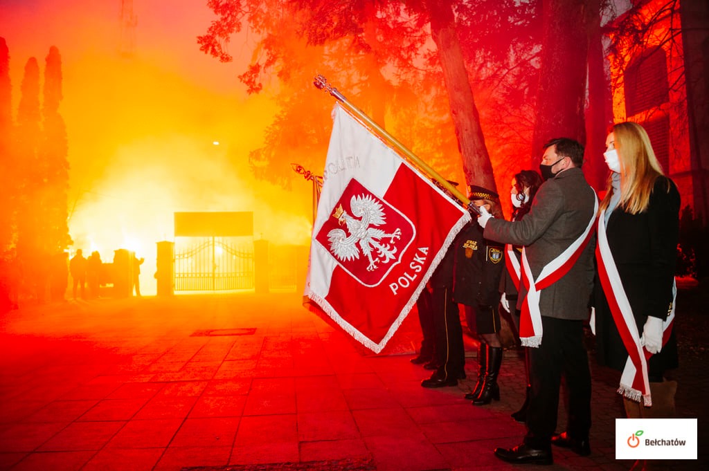 Hymn, kwiaty i uroczysta msza święta. Bełchatowianie wspominali Żołnierzy Wyklętych [FOTO] - Zdjęcie główne