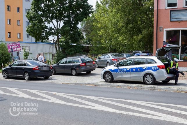 Wypadek w centrum Bełchatowa. 13-latka w szpitalu - Zdjęcie główne