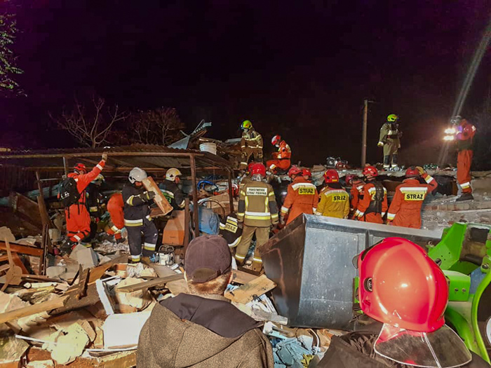 Eksplodowała butla z gazem, rodzice i córka pod gruzami. Tragedia koło Sulejowa - Zdjęcie główne