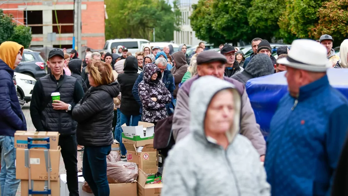 Od rana przed urzędem ustawią się kolejki. Akcja co roku przyciąga tłumy - Zdjęcie główne