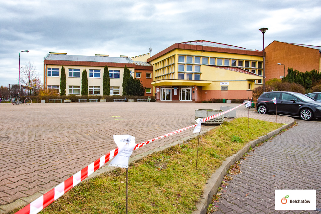 Powstaje parking na bełchatowskim osiedlu. Ile aut tam zaparkuje?  - Zdjęcie główne