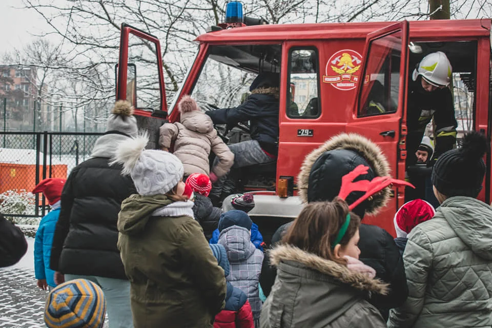 Strażacy i licealiści spełnili dziecięce marzenia. "To był cudowny czas" [FOTO] - Zdjęcie główne