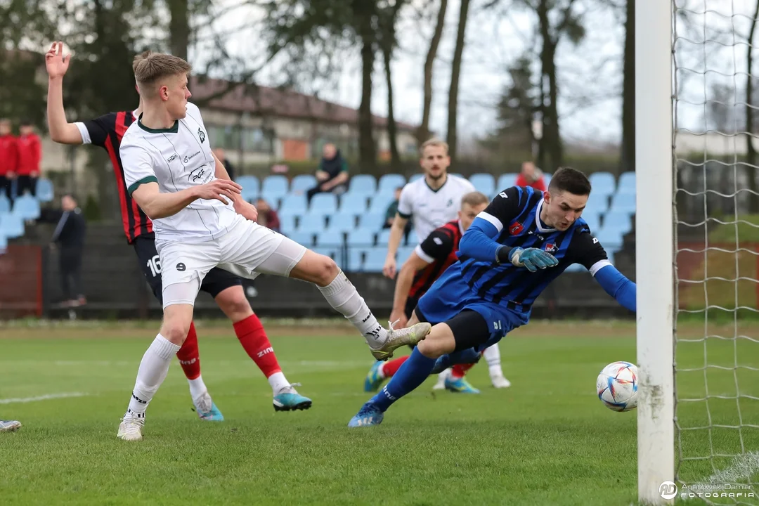 BetCris IV Liga: GKS Bełchatów powrócił na fotel lidera - Zdjęcie główne