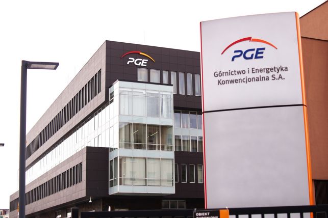 Za 10 lat zaczną wygaszać elektrownię Bełchatów? Koncern PGE GiEK zabiera głos w sprawie - Zdjęcie główne