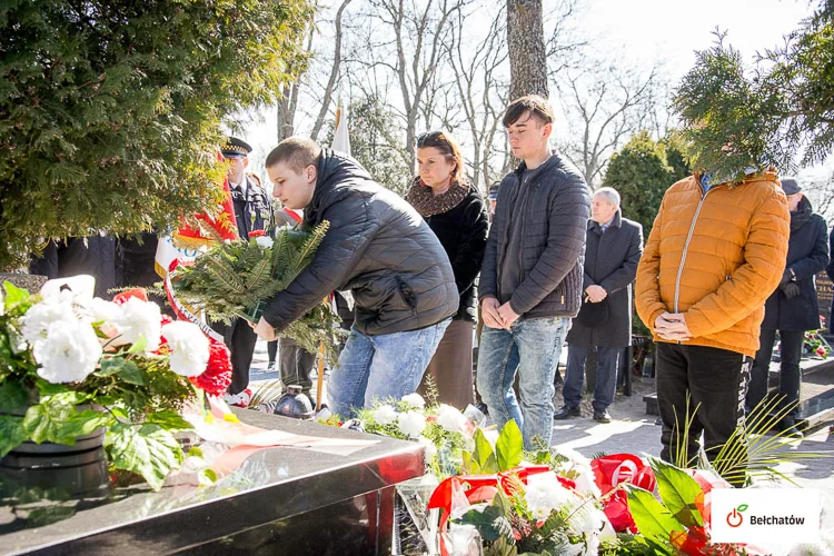 Uroczystości na bełchatowskim cmentarzu. Upamiętnili żołnierzy Armii Krajowej [FOTO] - Zdjęcie główne