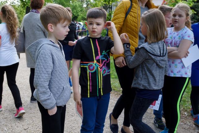 Bieg Konstytucji. Dzieci z bełchatowskich szkół na sportowo uczciły 3-majowe święto [FOTO] - Zdjęcie główne