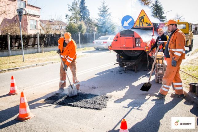 Łatanie bełchatowskich ulic. Gdzie pracują drogowcy? - Zdjęcie główne