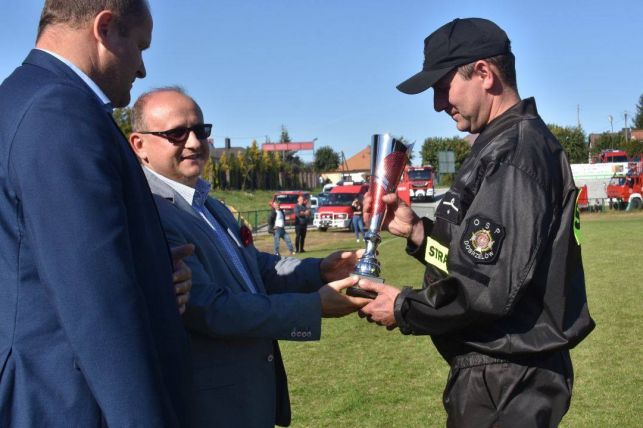 Strażackie zawody w Zelowie [FOTO] - Zdjęcie główne