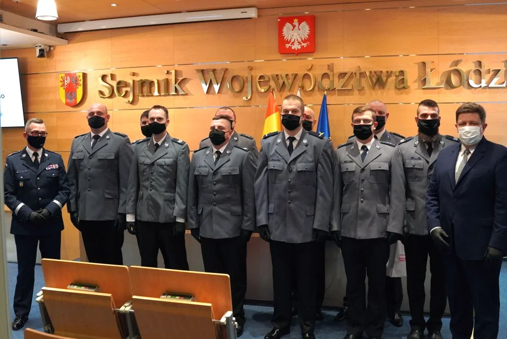 Złapał zabójcę z Dolnośląskiego. Policjant z bełchatowskiej komendy nagrodzony [FOTO] - Zdjęcie główne