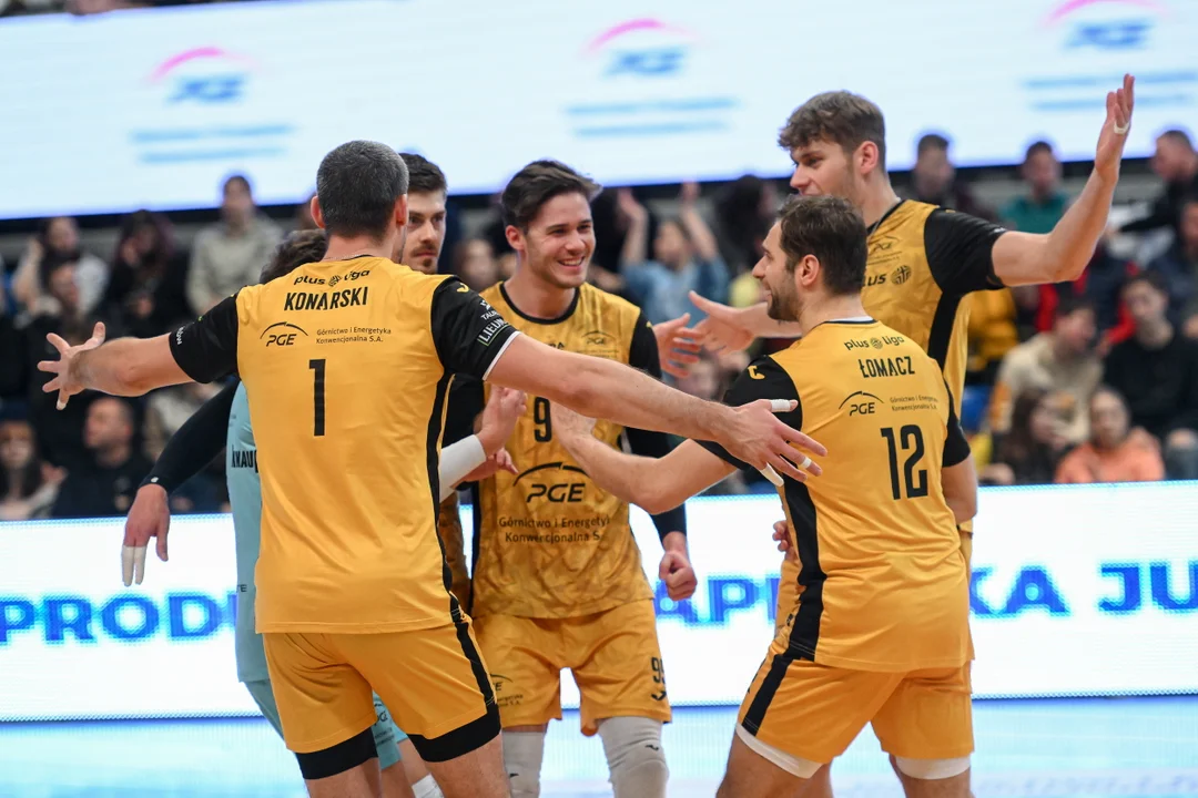 PlusLiga: PGE GiEK Skra triumfuje w Katowicach - Zdjęcie główne